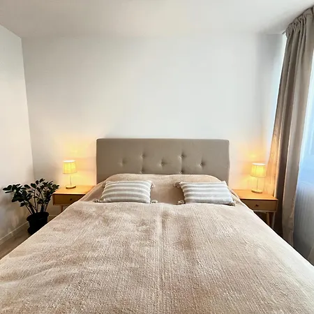 T26 Apartment *